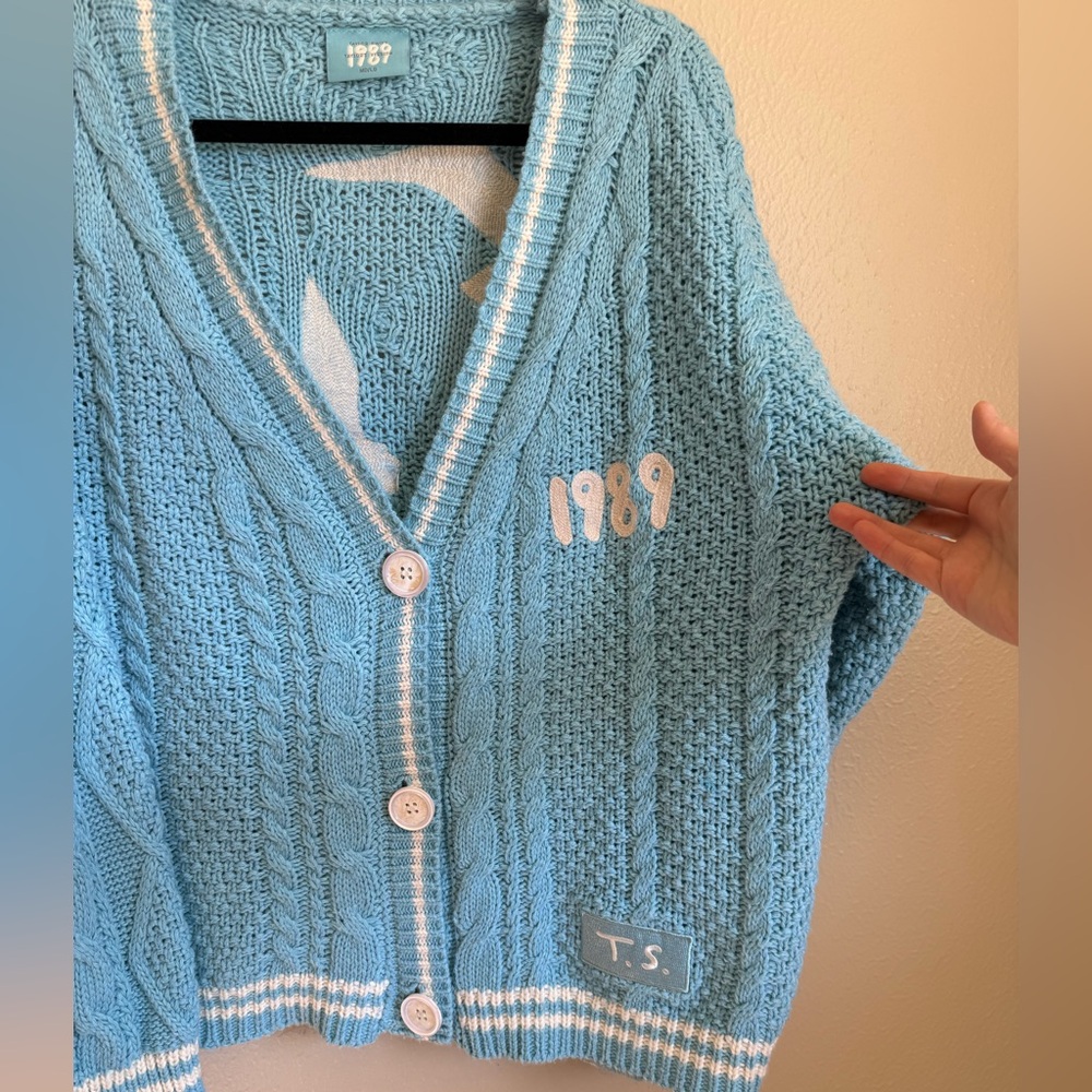 Taylor Swift 1989 cardigan M/L - Picture 2 of 5